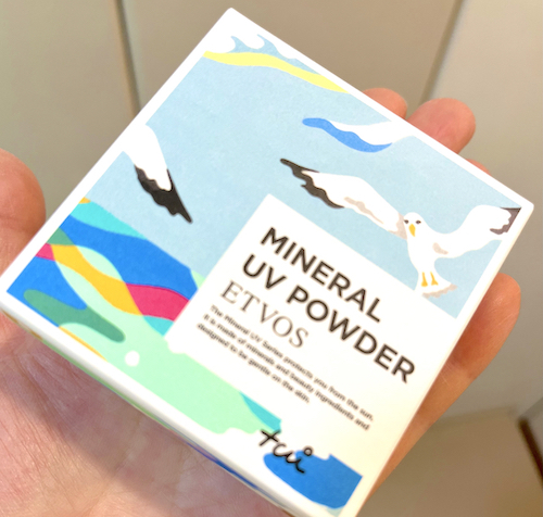 ミネラルUVパウダー 外箱